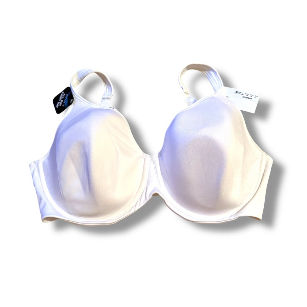 Bali NWT Full Coverage Bra Women’s Size 42D White Underwire‎ Smooth Cup